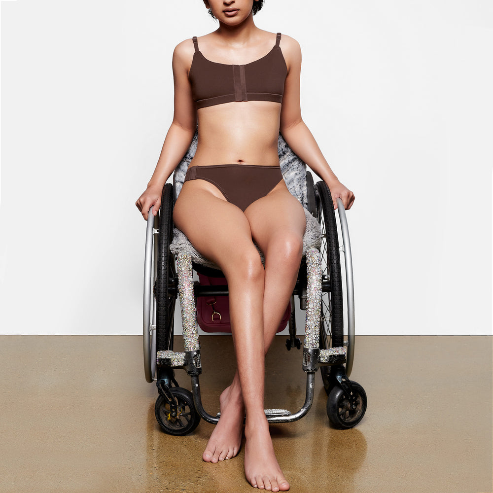 Skims ADAPTIVE FITS EVERYBODY Brief Chocola | 40LGPODFR