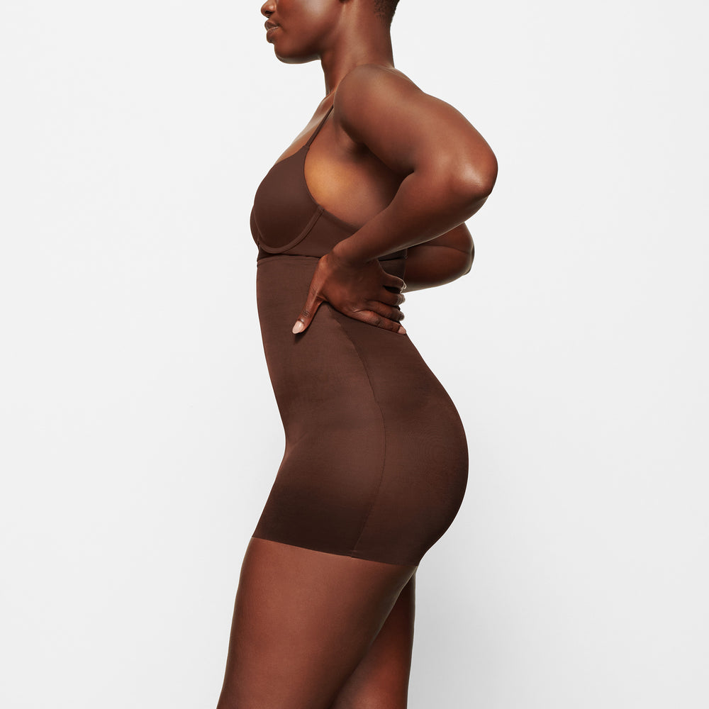 Skims BARELY THERE HIGH WAIST Korte Broek Chocola | 63EDSGFMB