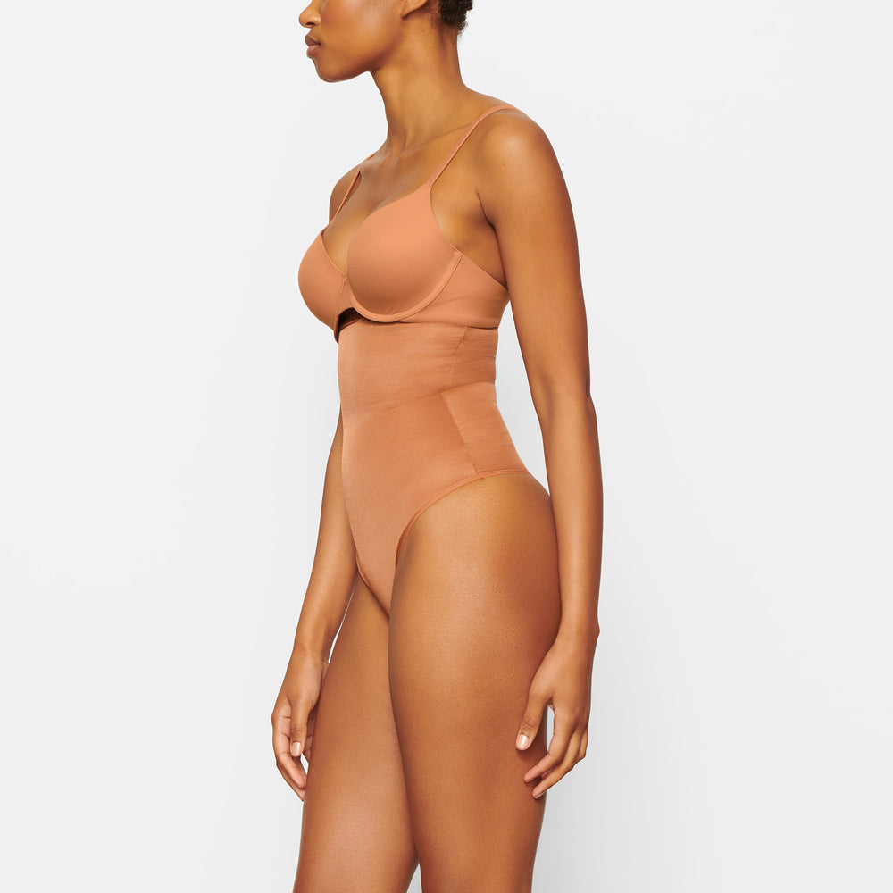 Skims BARELY THERE HIGH WAIST Thong Abrikoos | 73OLADFVR