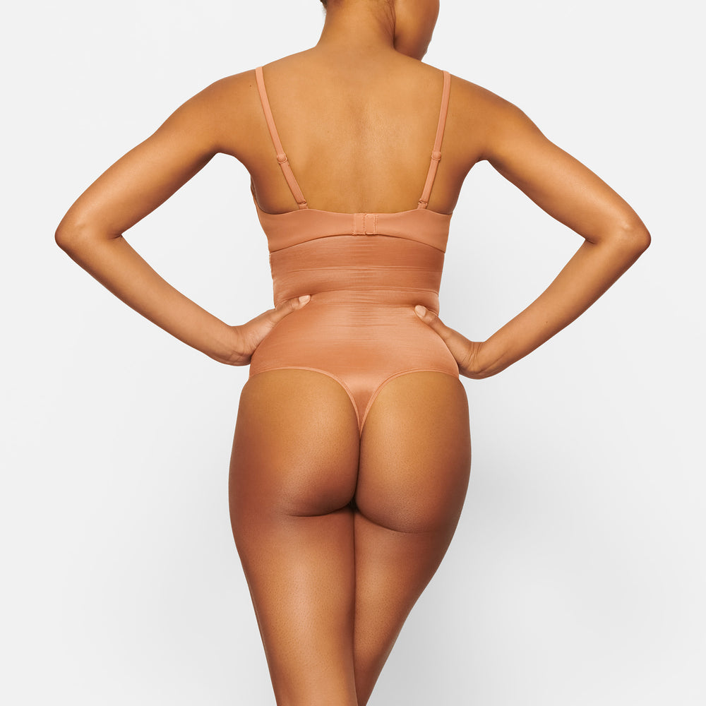 Skims BARELY THERE HIGH WAIST Thong Abrikoos | 73OLADFVR