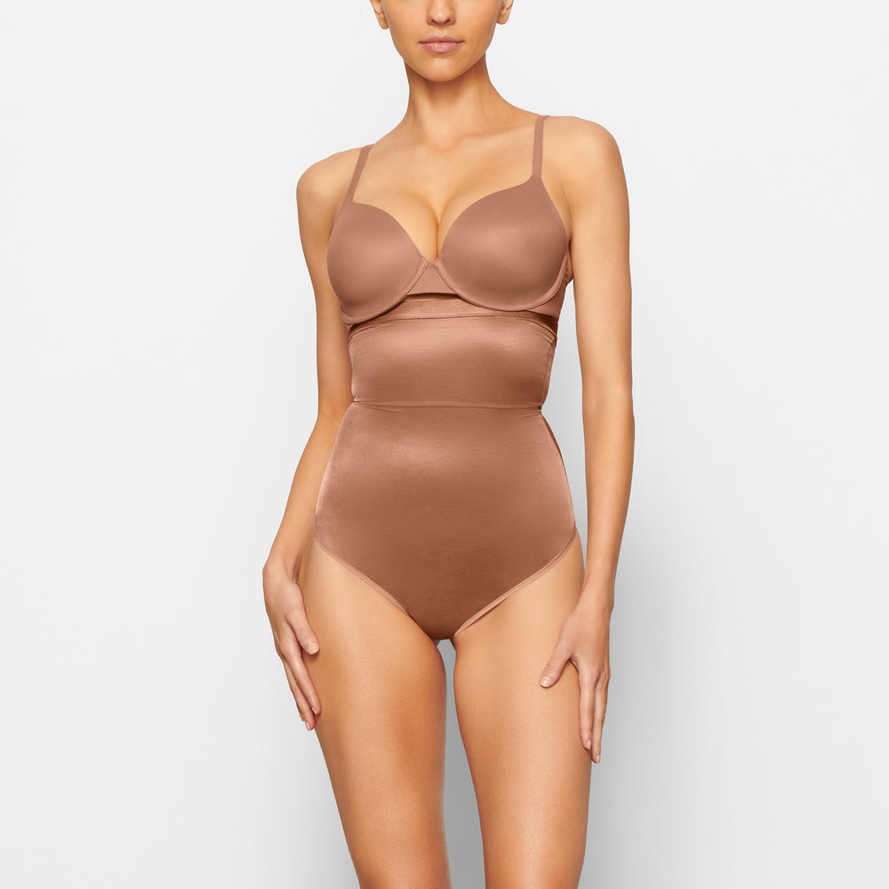 Skims BARELY THERE HIGH WAIST Thong Abrikoos | 74GFBQVAJ