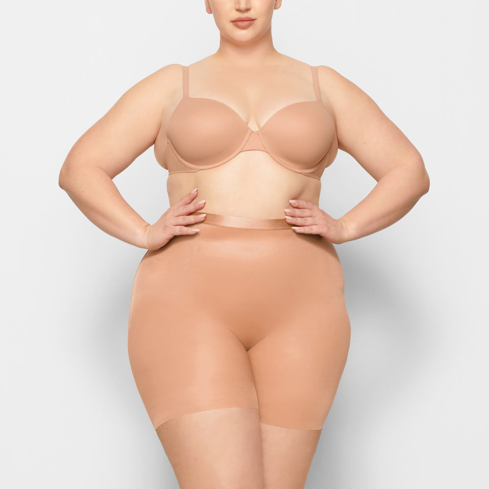 Skims BARELY THERE LOW BACK Korte Broek Beige | 87MZUOJGS