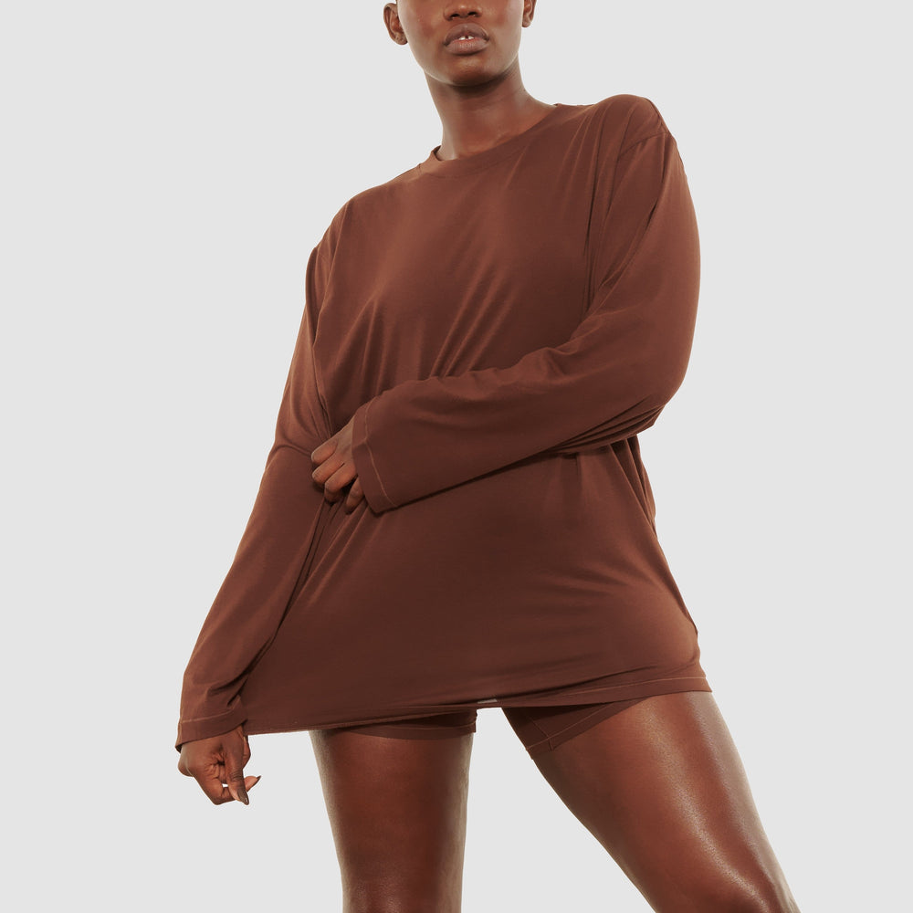 Skims BOYFRIEND LONG SLEEVE T-shirt Chocola | 81TOEGUQD