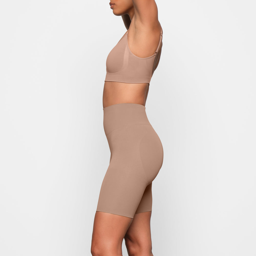 Skims BUTT ENHANCING Korte Broek Abrikoos | 18XUJYCGS