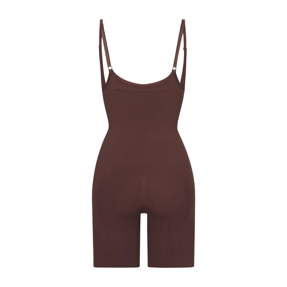 Skims BUTT ENHANCING Open Bust Bodysuit Chocola | 32MSHLVRD