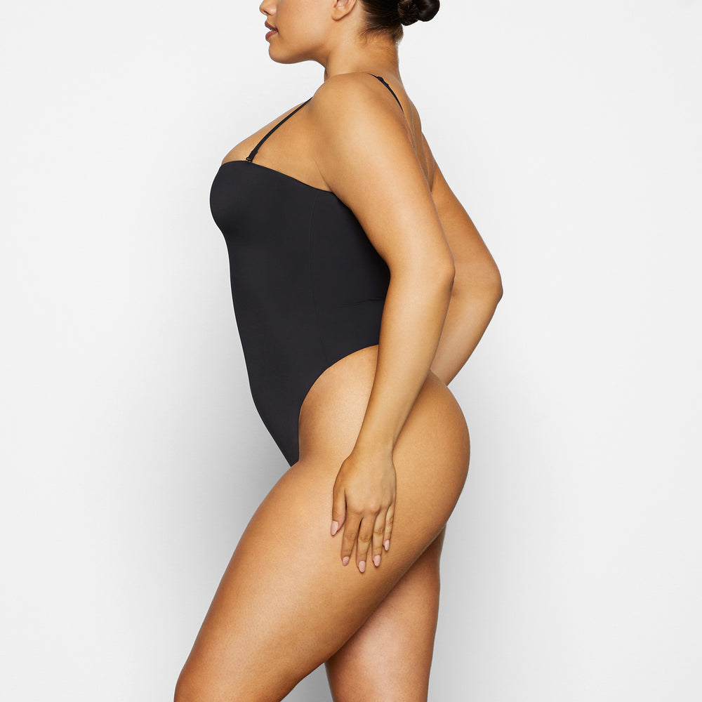 Skims CONTOUR LIFT STRAIGHT NECK Bodysuit Zwart | 49ZCFVBOG