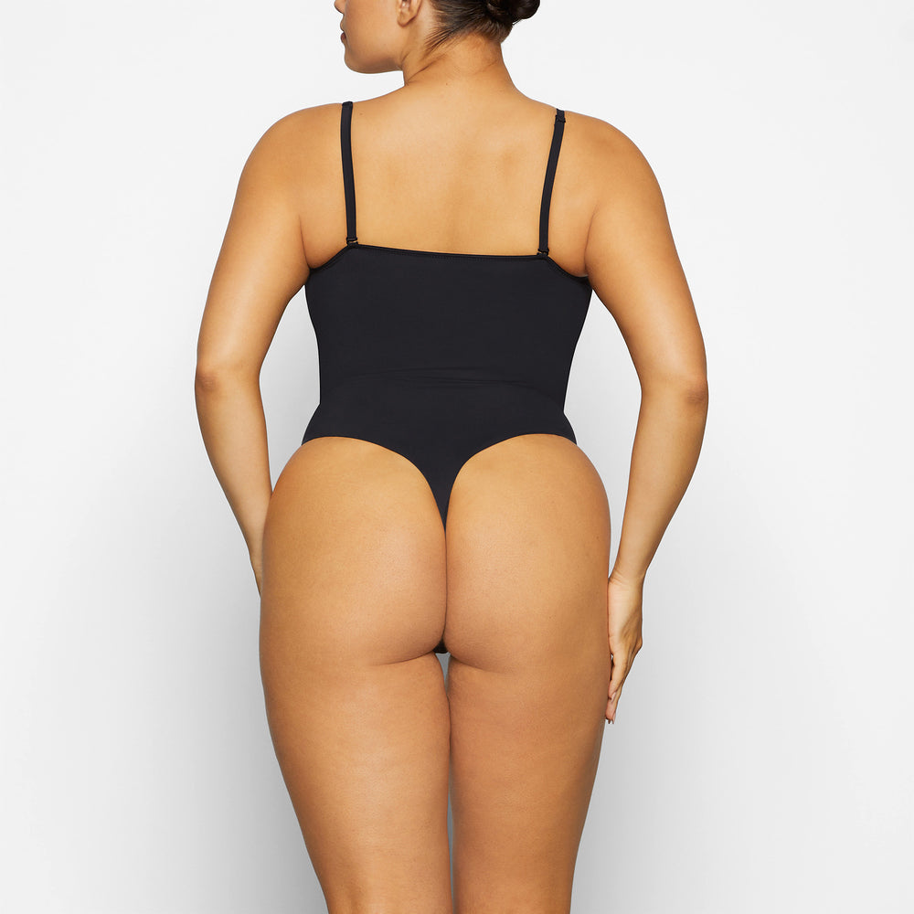 Skims CONTOUR LIFT STRAIGHT NECK Bodysuit Zwart | 49ZCFVBOG