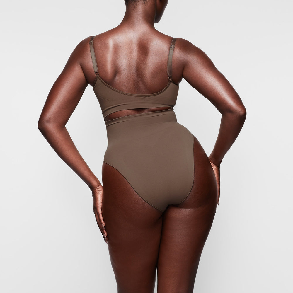Skims CORE CONTROL Brief Abrikoos | 03VFJIEPT