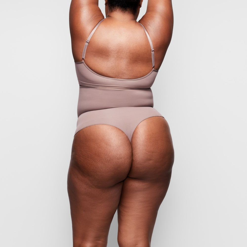 Skims CORE CONTROL Thong Bruin | 81VGSWMNU