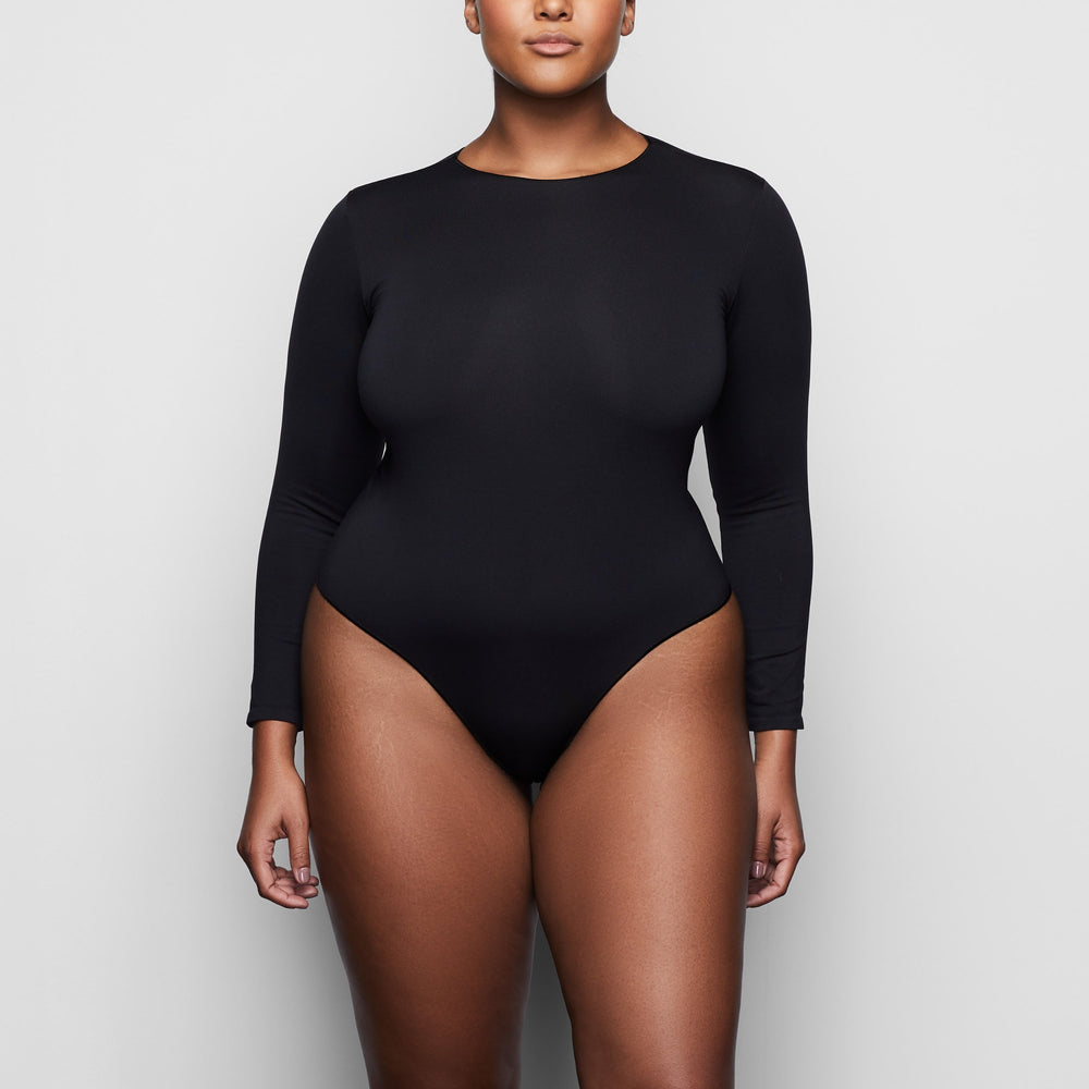 Skims ESSENTIAL CREW NECK Long Sleeve Bodysuit Zwart | 96WPXBKDG