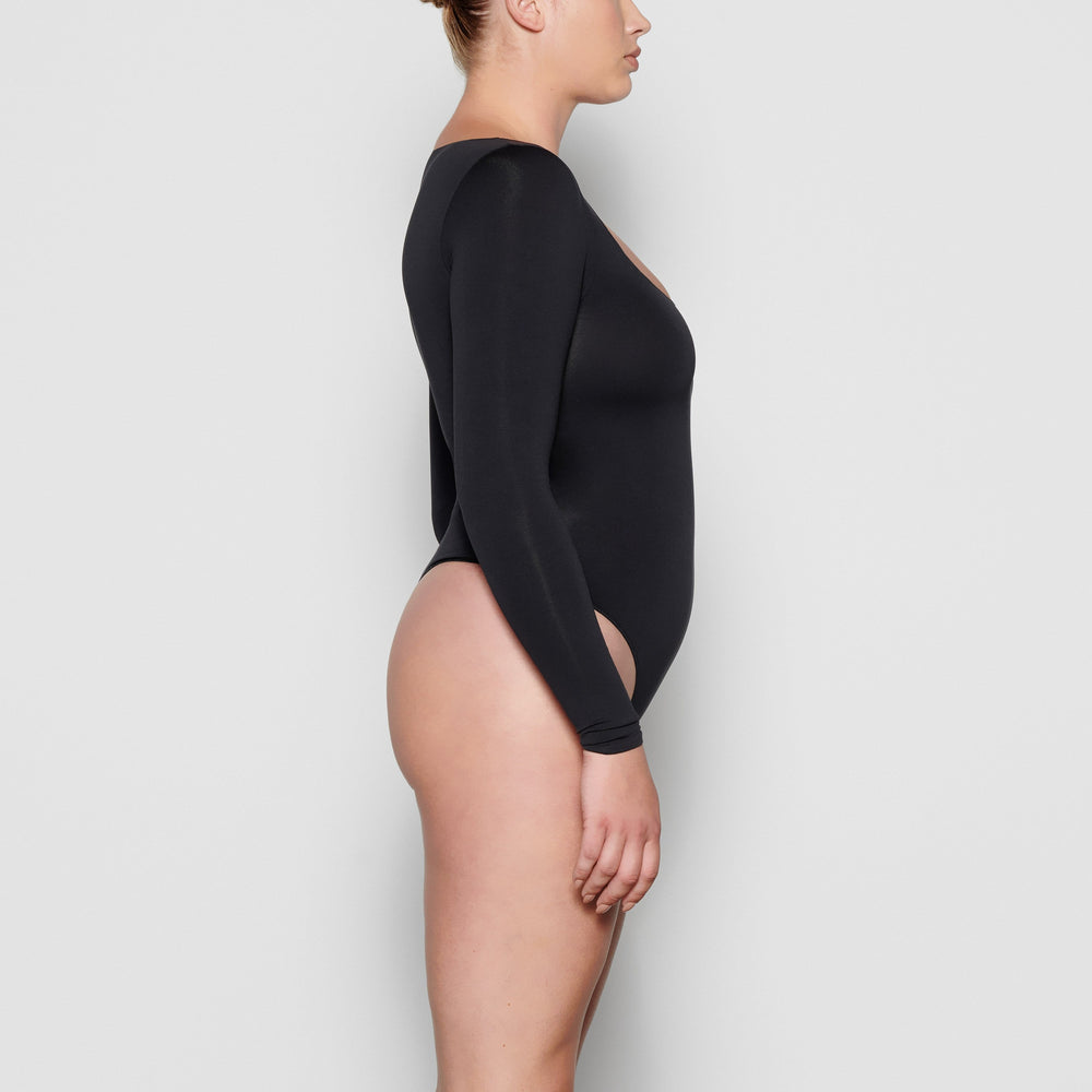 Skims ESSENTIAL SCOOP NECK Long Sleeve Bodysuit Zwart | 64BQGASRY