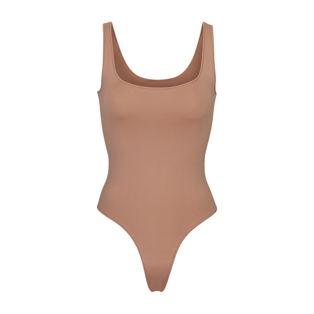 Skims ESSENTIAL Scoop Neck Bodysuit Abrikoos | 07LISWVKY