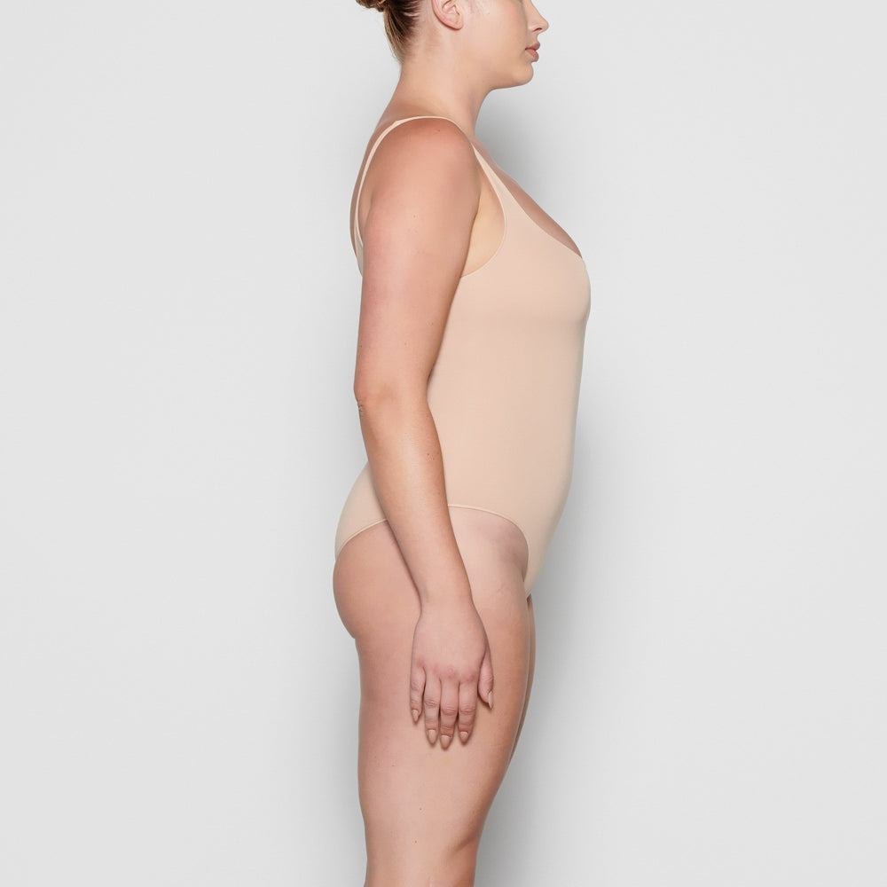 Skims ESSENTIAL Scoop Neck Bodysuit Bruin Grijs | 98MHYESRT