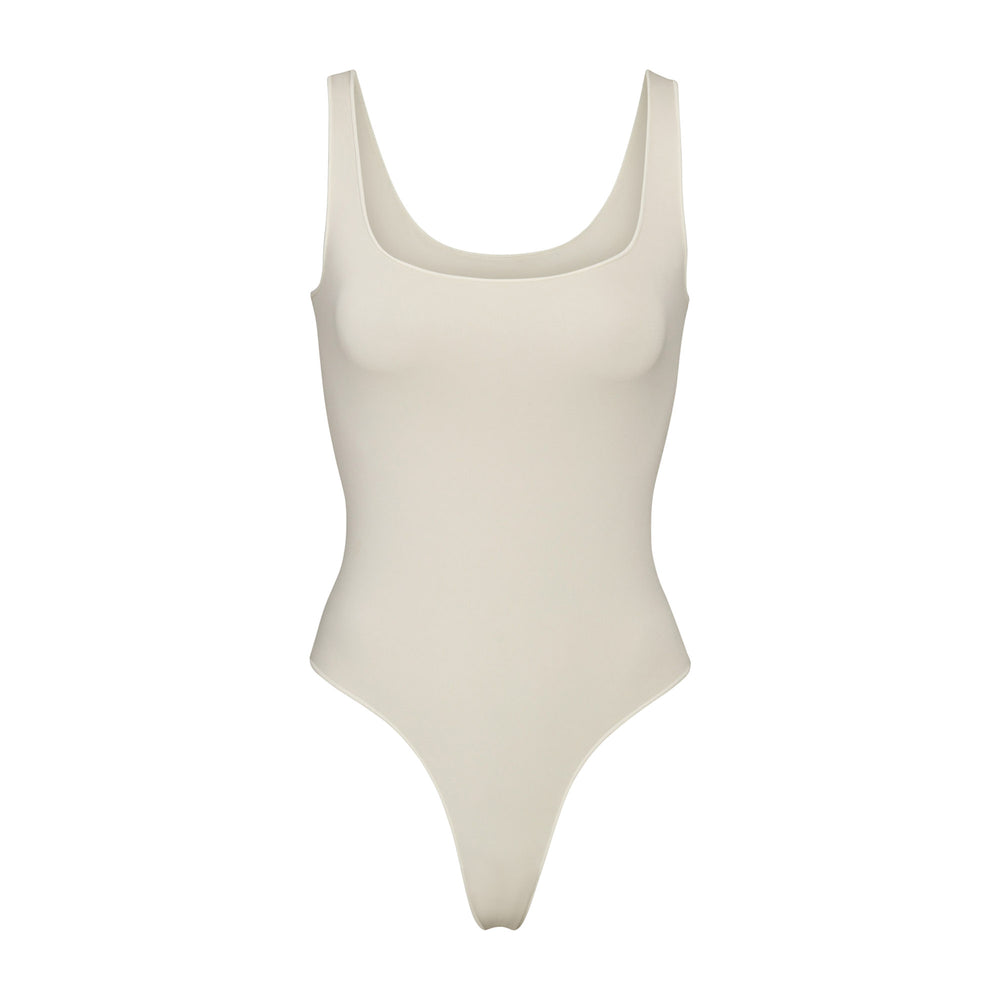 Skims ESSENTIAL Scoop Neck Bodysuit Wit | 26OWADRFV