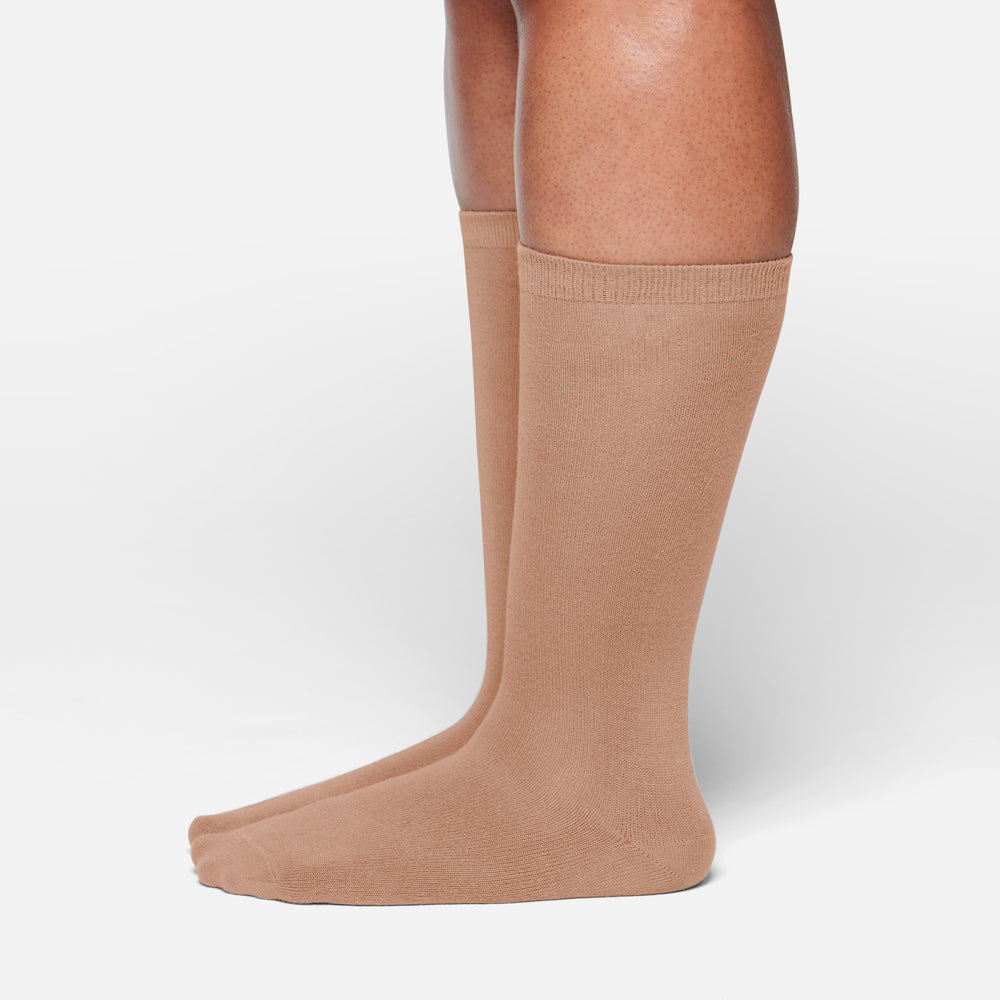 Skims EVERYDAY MID CALF Sokken Abrikoos | 01MCAWUXI