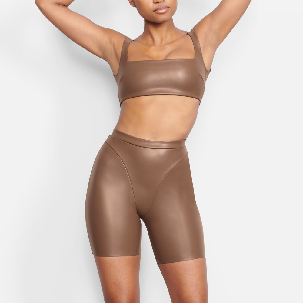Skims FAUX LEATHER BIKER Korte Broek Bruin | 29CKOMSUH