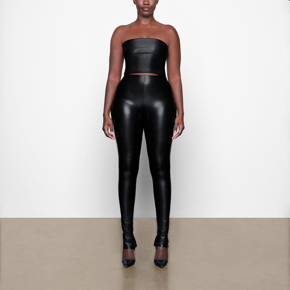 Skims FAUX LEATHER Bandeau Top Zwart | 24FWKXVDU