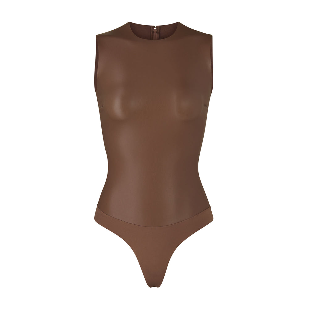 Skims FAUX LEATHER Crew Neck Bodysuit Bruin | 38ISXYAOF