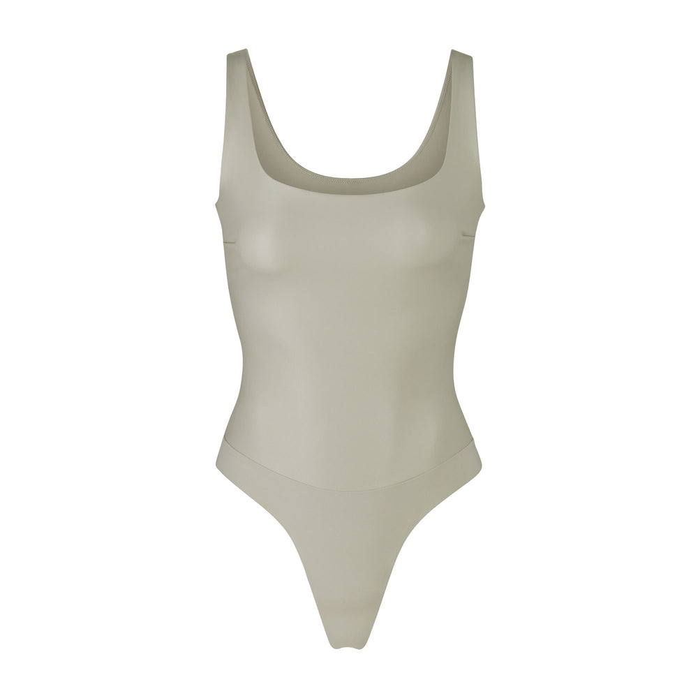 Skims FAUX LEATHER Scoop Neck Bodysuit Wit | 05NEKUPWI