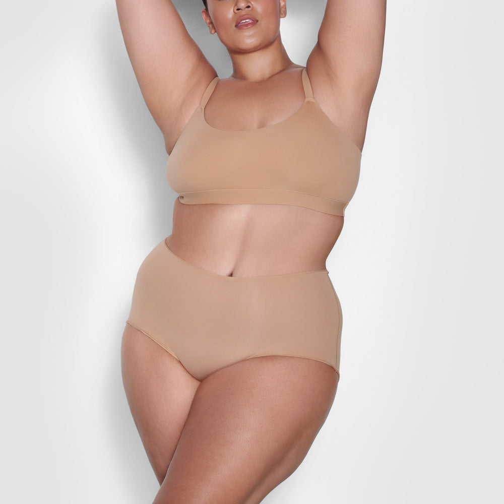 Skims FITS EVERYBODY Boy Short Beige | 40OYLFUCK