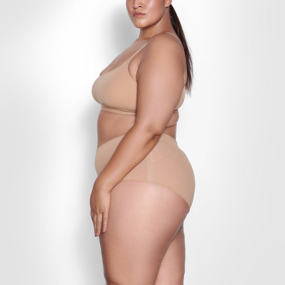 Skims FITS EVERYBODY Boy Short Beige | 40OYLFUCK