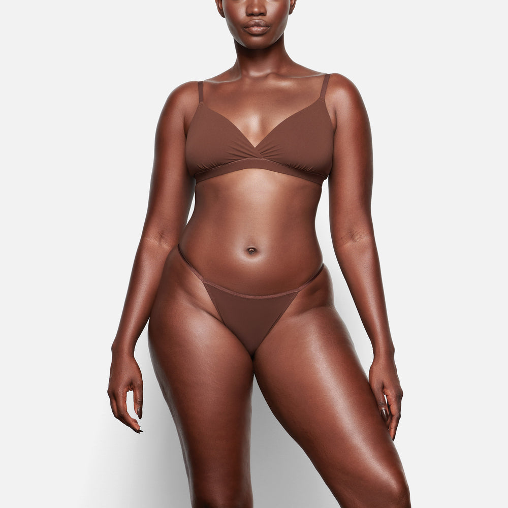 Skims FITS EVERYBODY CHEEKY STRING Bikini Chocola | 03POUTJCZ