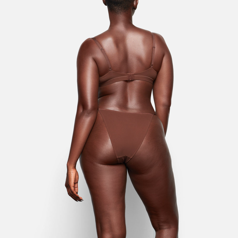 Skims FITS EVERYBODY CHEEKY STRING Bikini Chocola | 03POUTJCZ