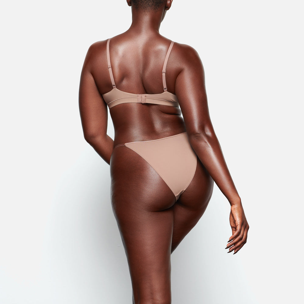 Skims FITS EVERYBODY CHEEKY STRING Bikini Bruin | 49WKDTGBL
