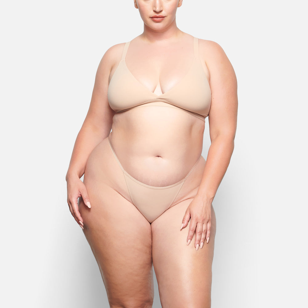 Skims FITS EVERYBODY CHEEKY STRING Bikini Beige | 53YPCHIFR