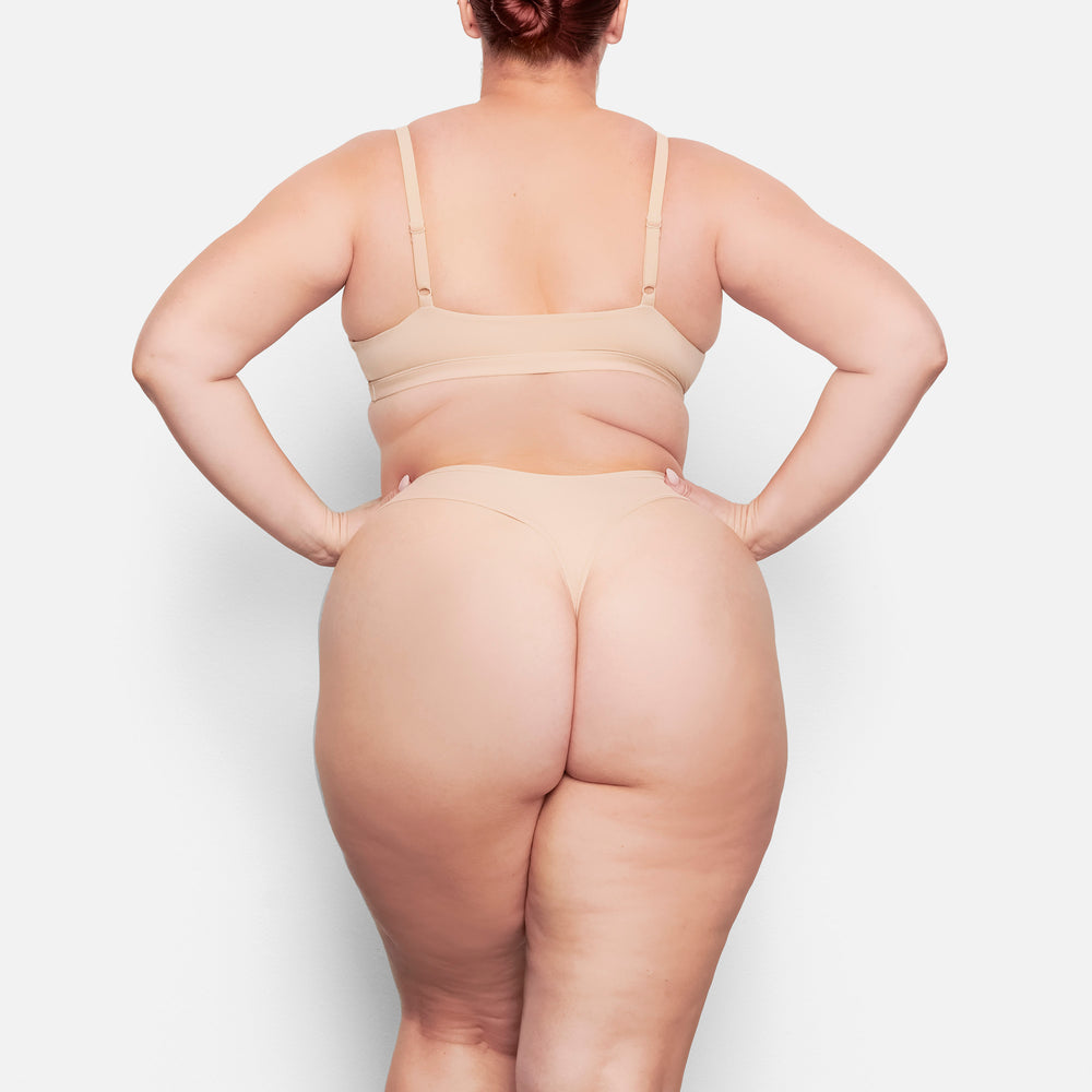 Skims FITS EVERYBODY DIPPED FRONT Thong Beige | 82FVNTBIK