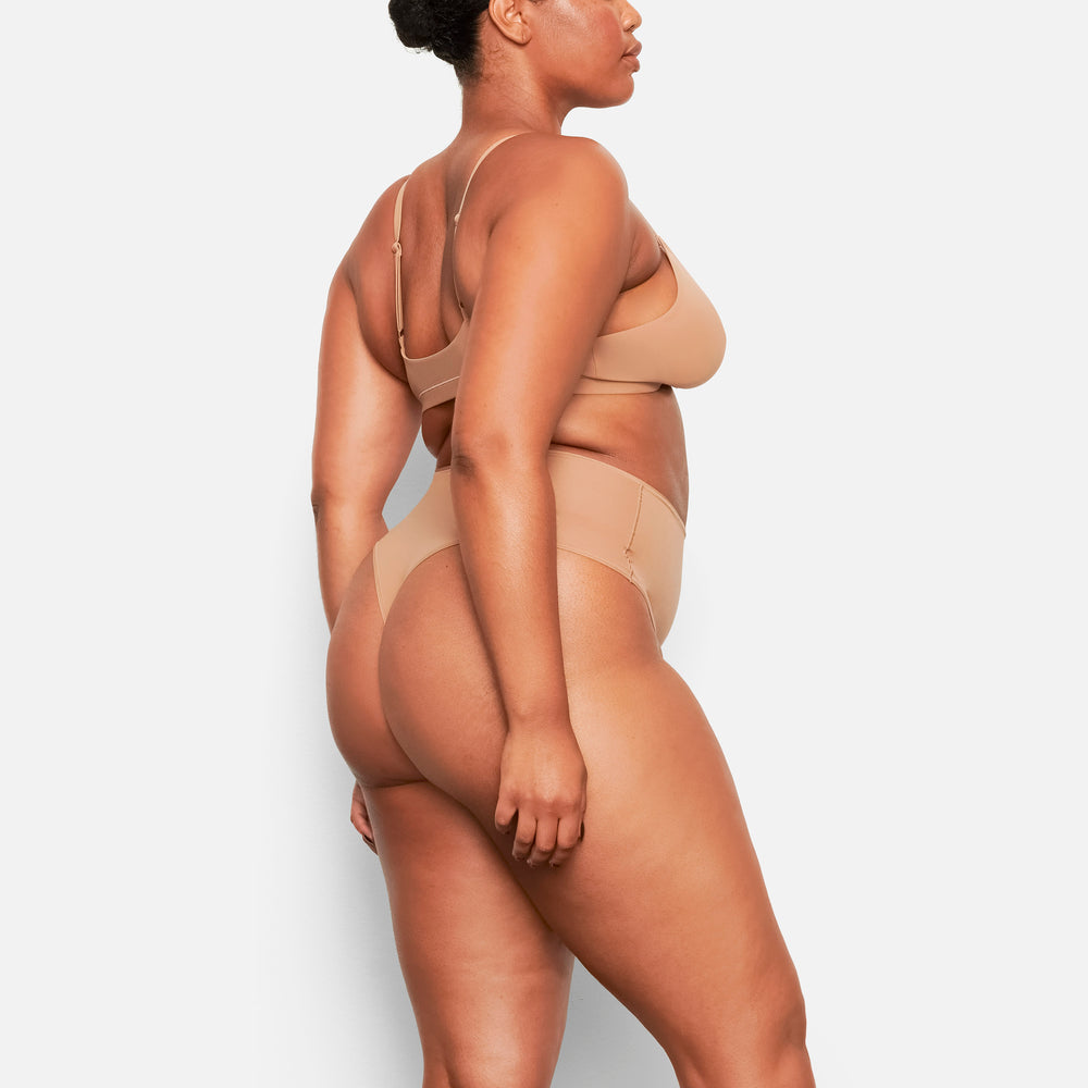 Skims FITS EVERYBODY HIGH WAISTED Thong Abrikoos | 72GWPBCAI