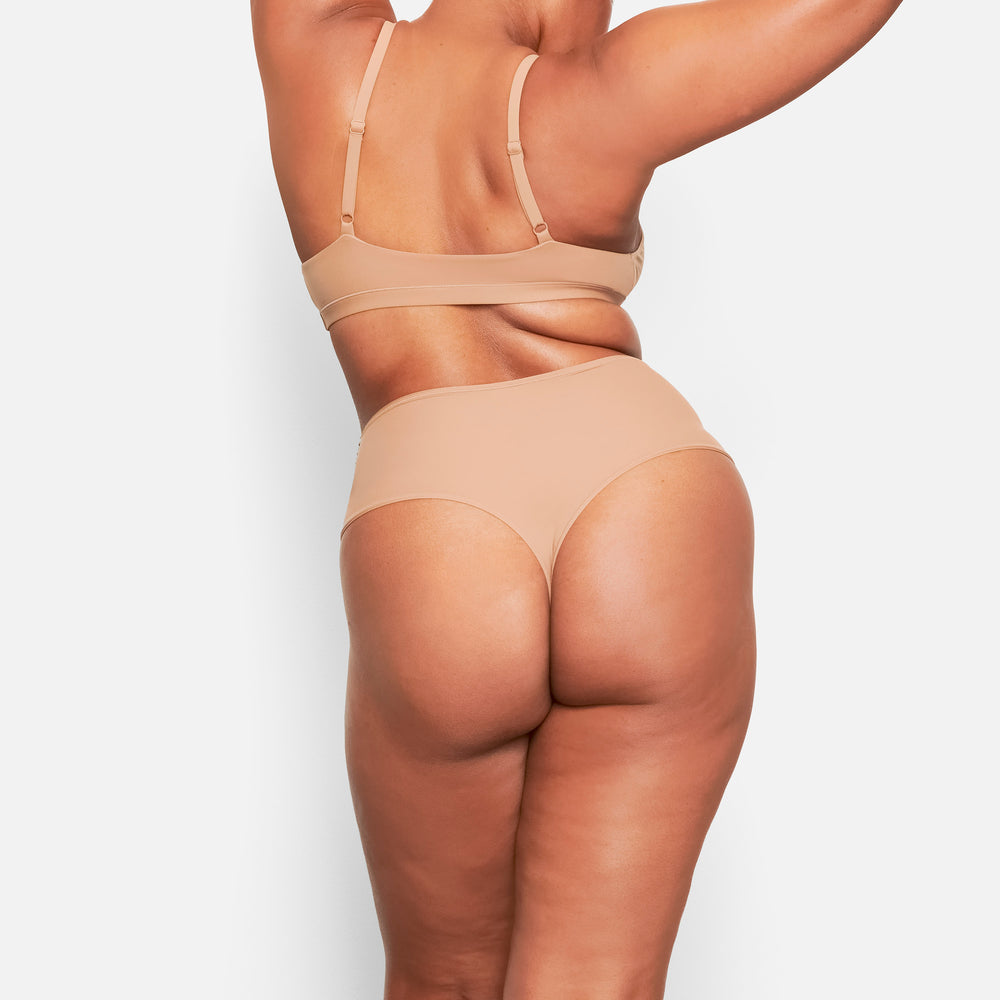 Skims FITS EVERYBODY HIGH WAISTED Thong Abrikoos | 72GWPBCAI