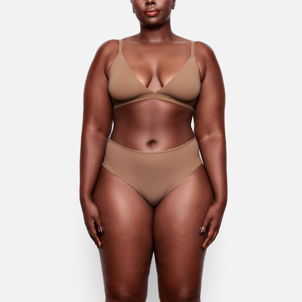 Skims FITS EVERYBODY MID RISE Brief Abrikoos | 13BQSHCPL