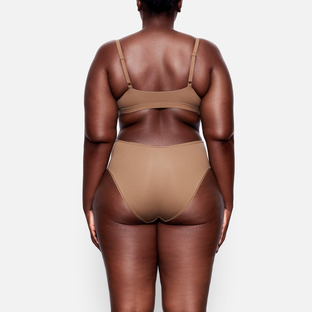 Skims FITS EVERYBODY MID RISE Brief Abrikoos | 13BQSHCPL