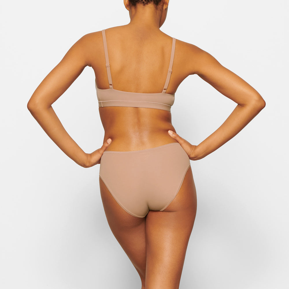 Skims FITS EVERYBODY MID RISE Brief Abrikoos | 76SBHFPZN
