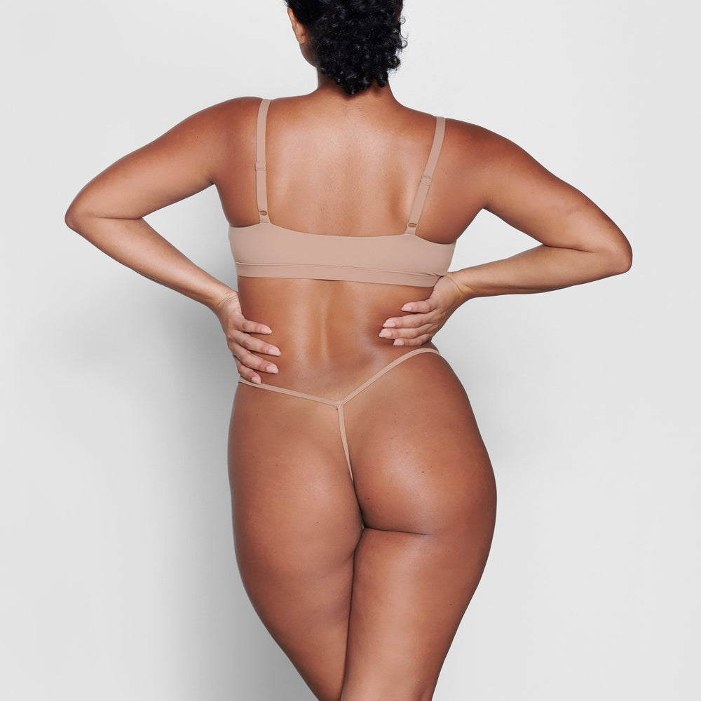Skims FITS EVERYBODY T STRING Thong Abrikoos | 19EILTMCD