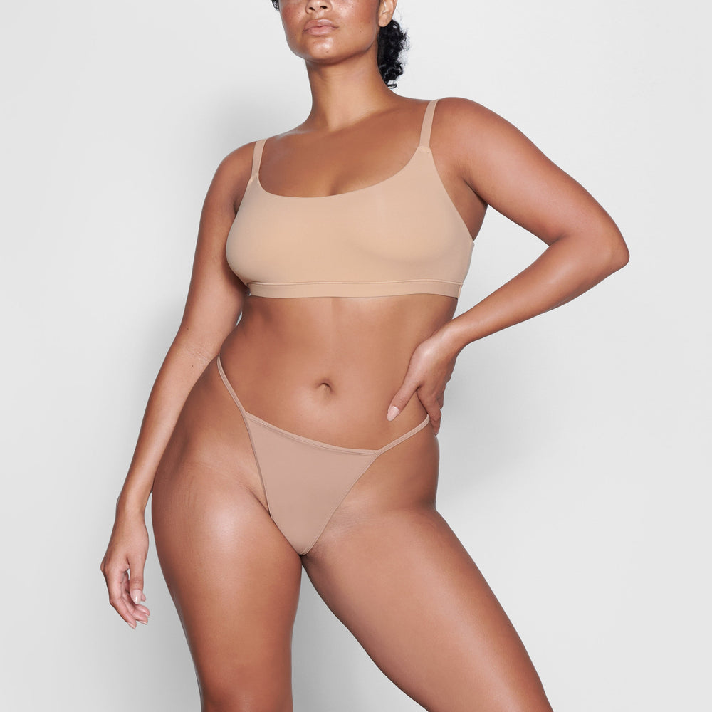 Skims FITS EVERYBODY T STRING Thong Beige | 79HKNLFBY