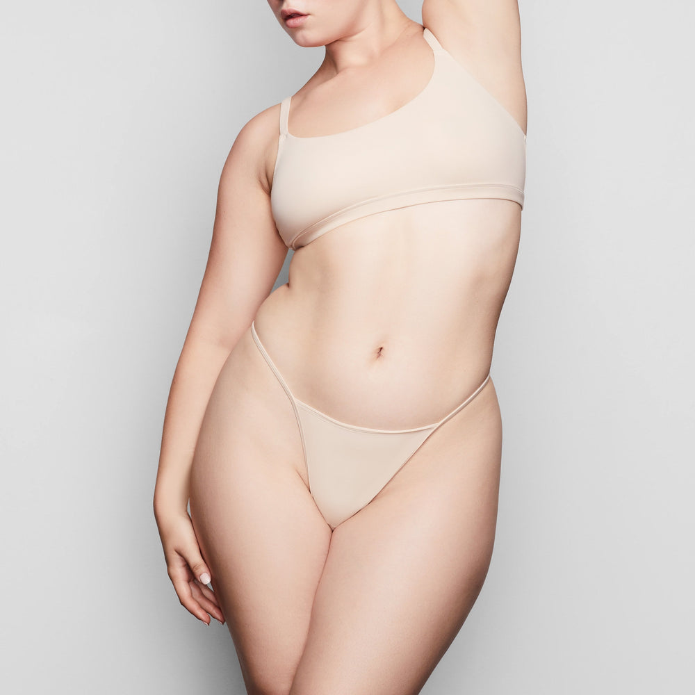 Skims FITS EVERYBODY T STRING Thong Bruin | 75NUFTZAG