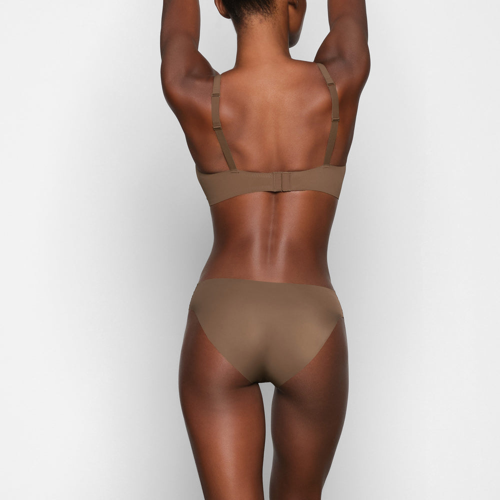 Skims FREE CUT MID WAIST Tanga Abrikoos | 95FLBOSXM