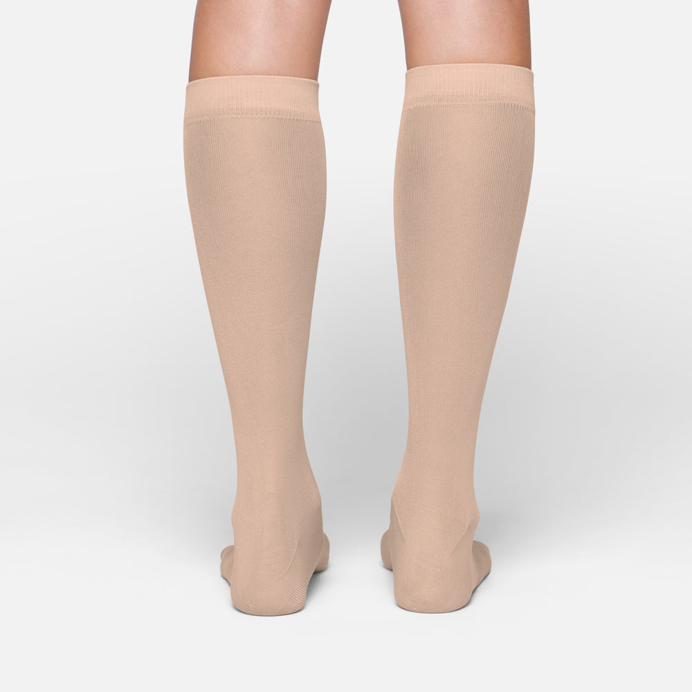 Skims HOSIERY MID CALF Sokken Beige | 12DMZHVFO