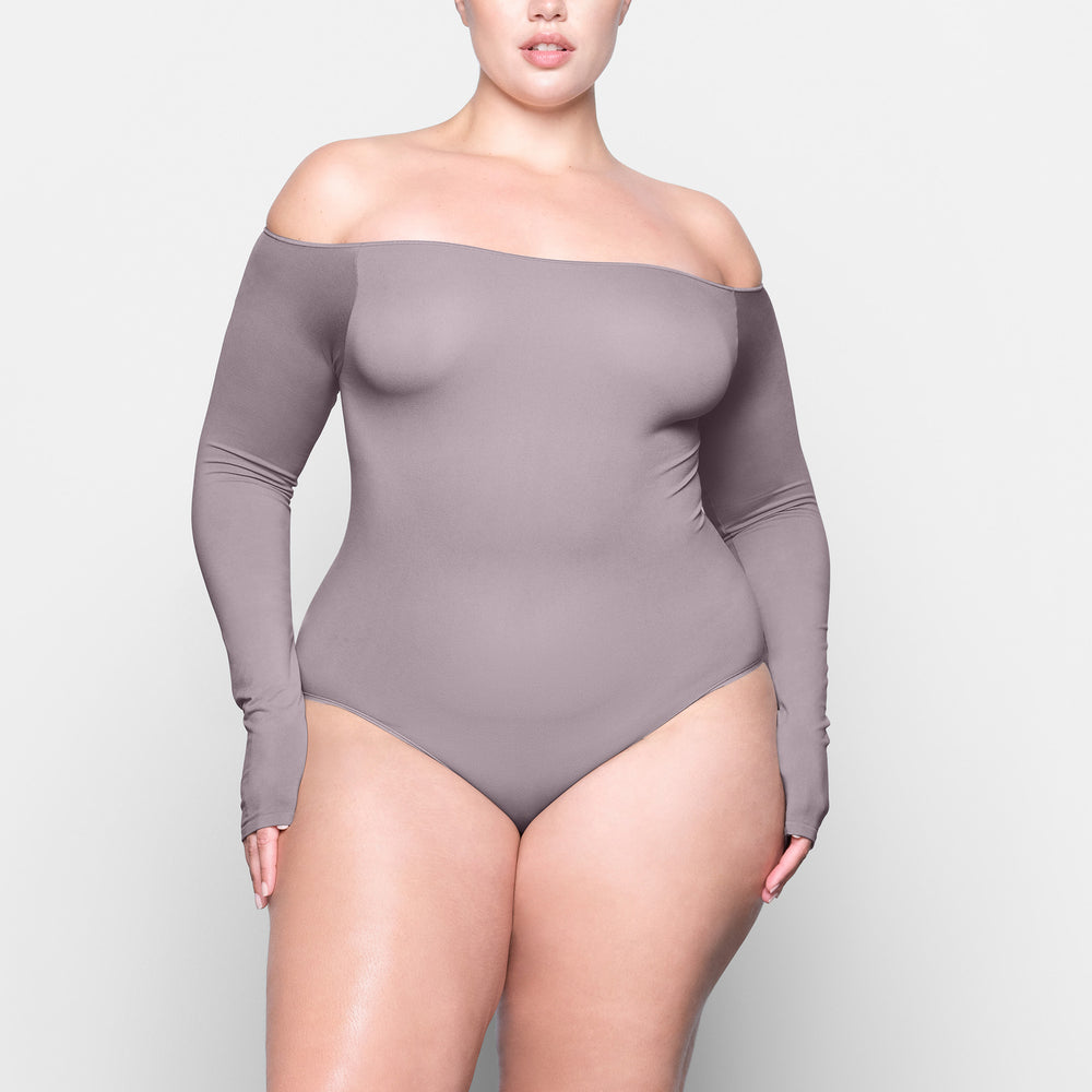 Skims LIGHT ESSENTIAL Off The Shoulder Bodysuit Lavendel | 38ZMLTCNH