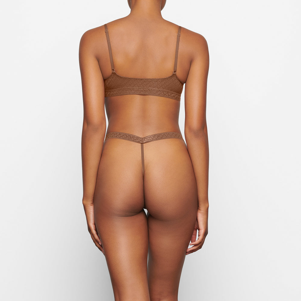 Skims LOGO MESH FOIL SKIMPY TRIANGLE Bralette Bruin | 64YQVKUFG
