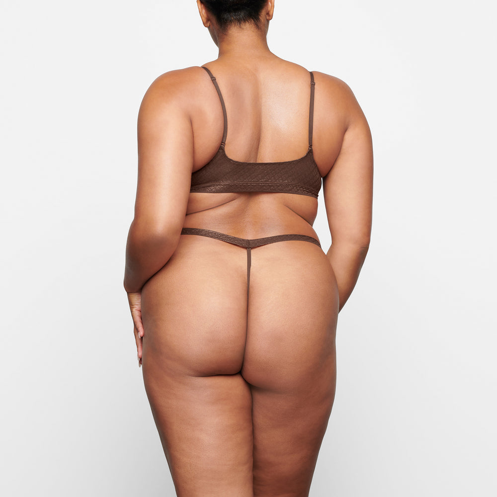 Skims LOGO MESH FOIL SKIMPY Thong Chocola | 87IARCKSP