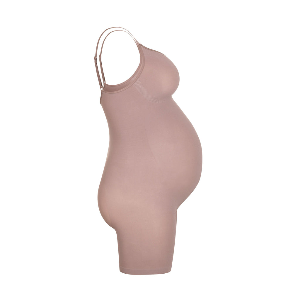 Skims MATERNITY SCULPTING BODYSUIT MID THIGH Maternity Shapewear Bruin | 26OHBEFGU