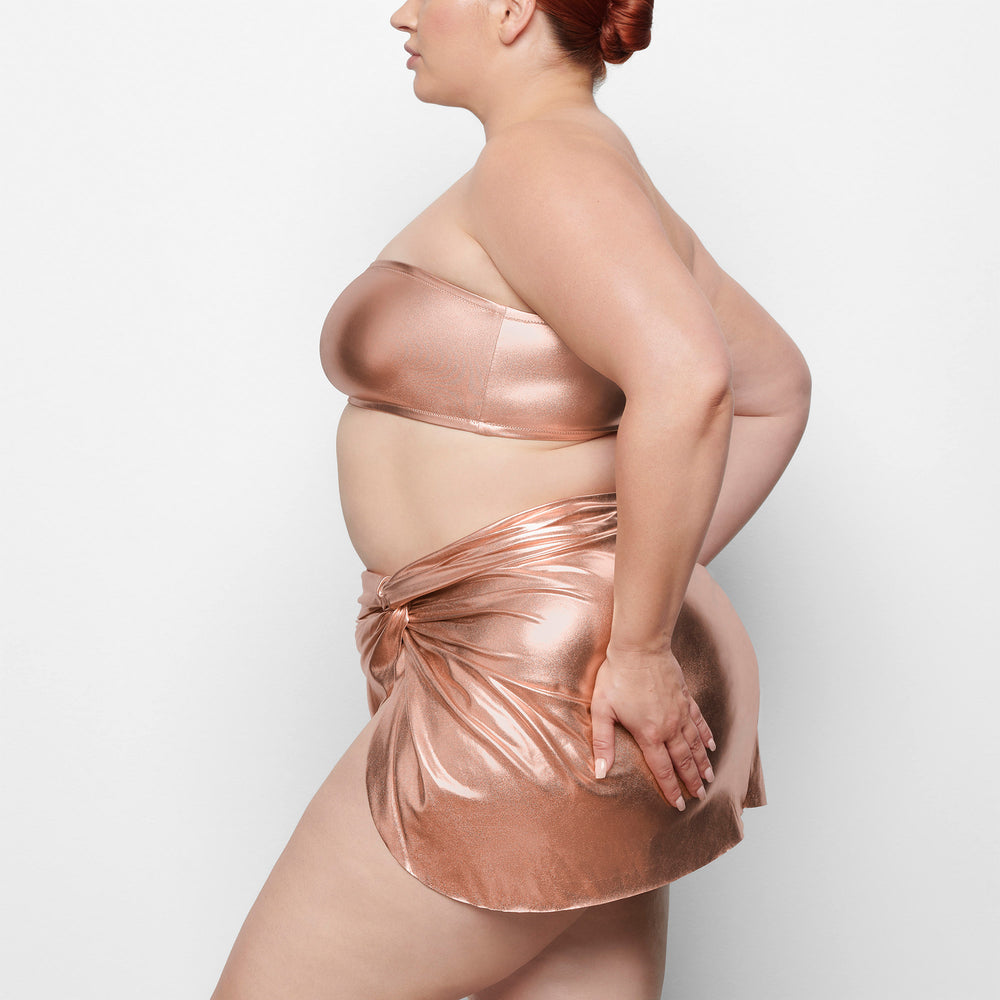 Skims METALLIC SWIM BANDEAU BIKINI TOP Two Pieces Roze Goud | 83BWJURPM