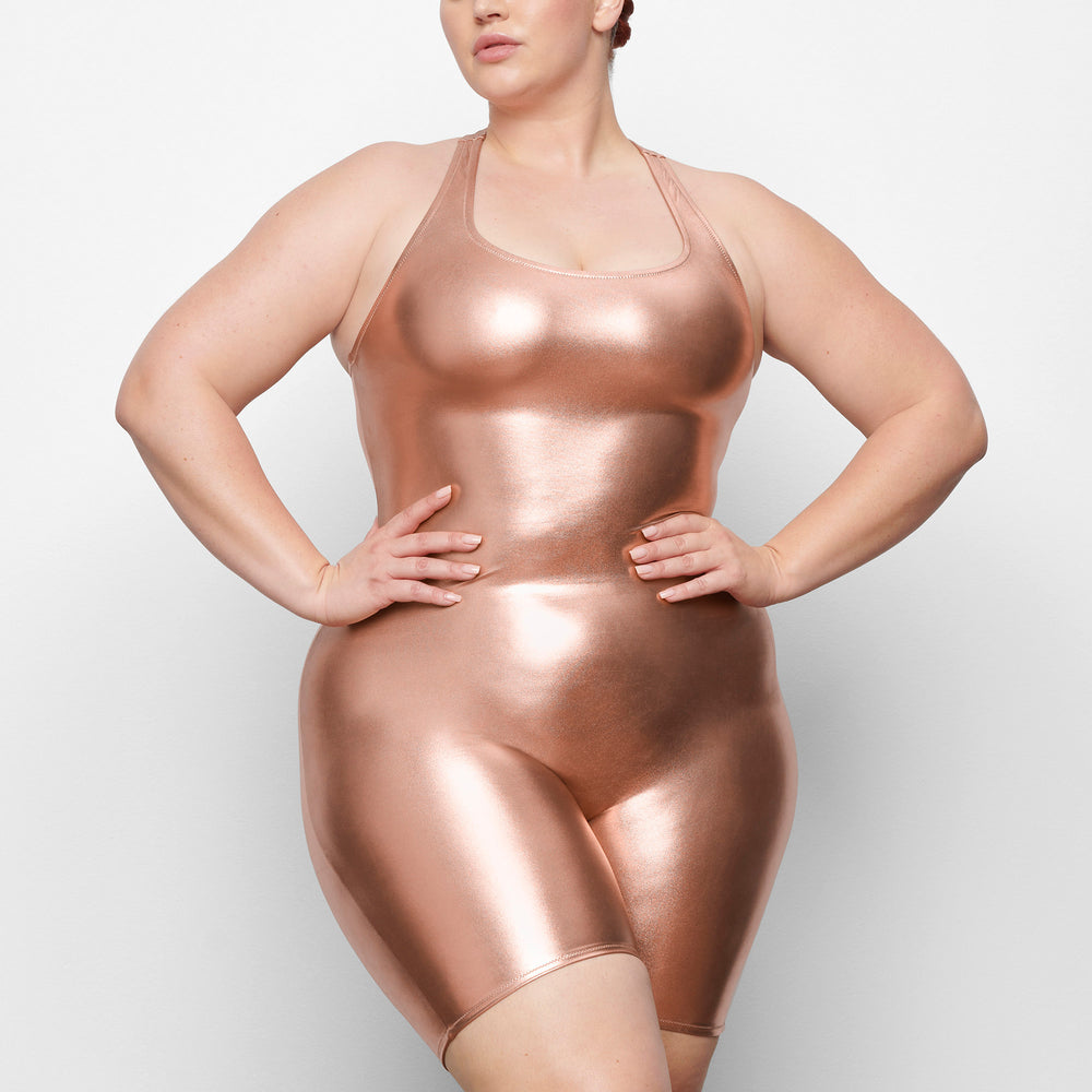 Skims METALLIC SWIM CYCLE SUIT One Piece Roze Goud | 57SUYLNMB