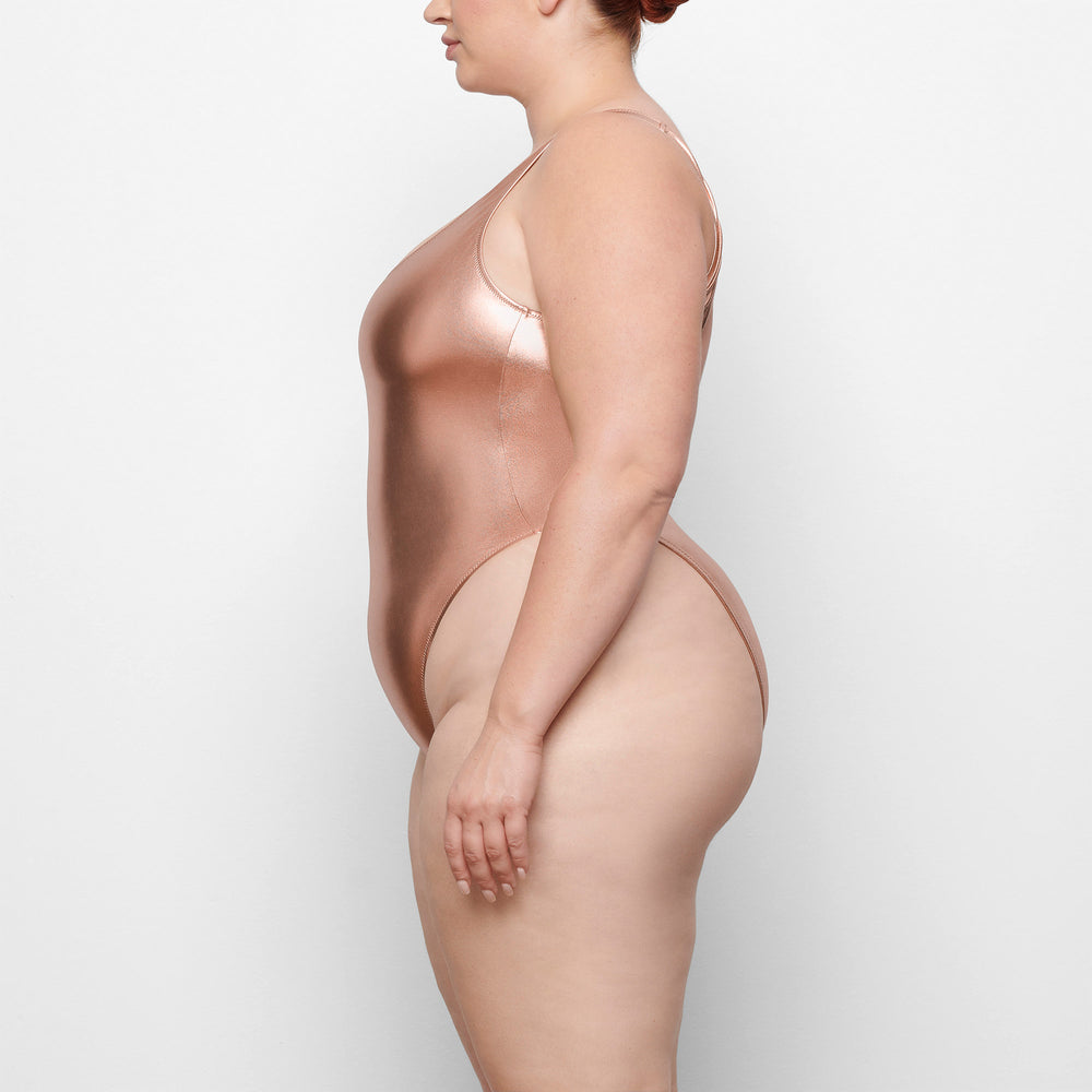 Skims METALLIC SWIM HIGH CUT One Piece Roze Goud | 01WDJCOQN