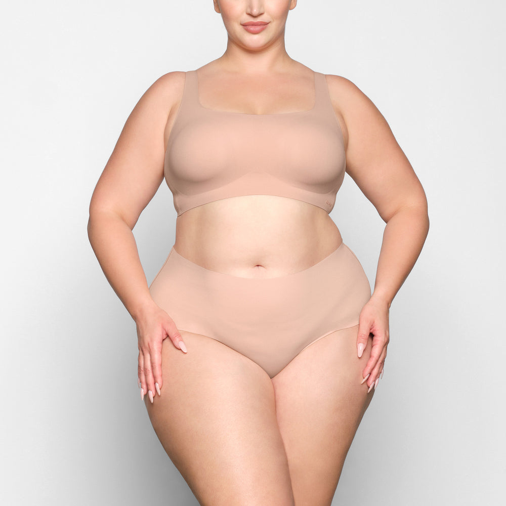 Skims NAKED Scoop Neck Bra Beige | 85HAGOYUR