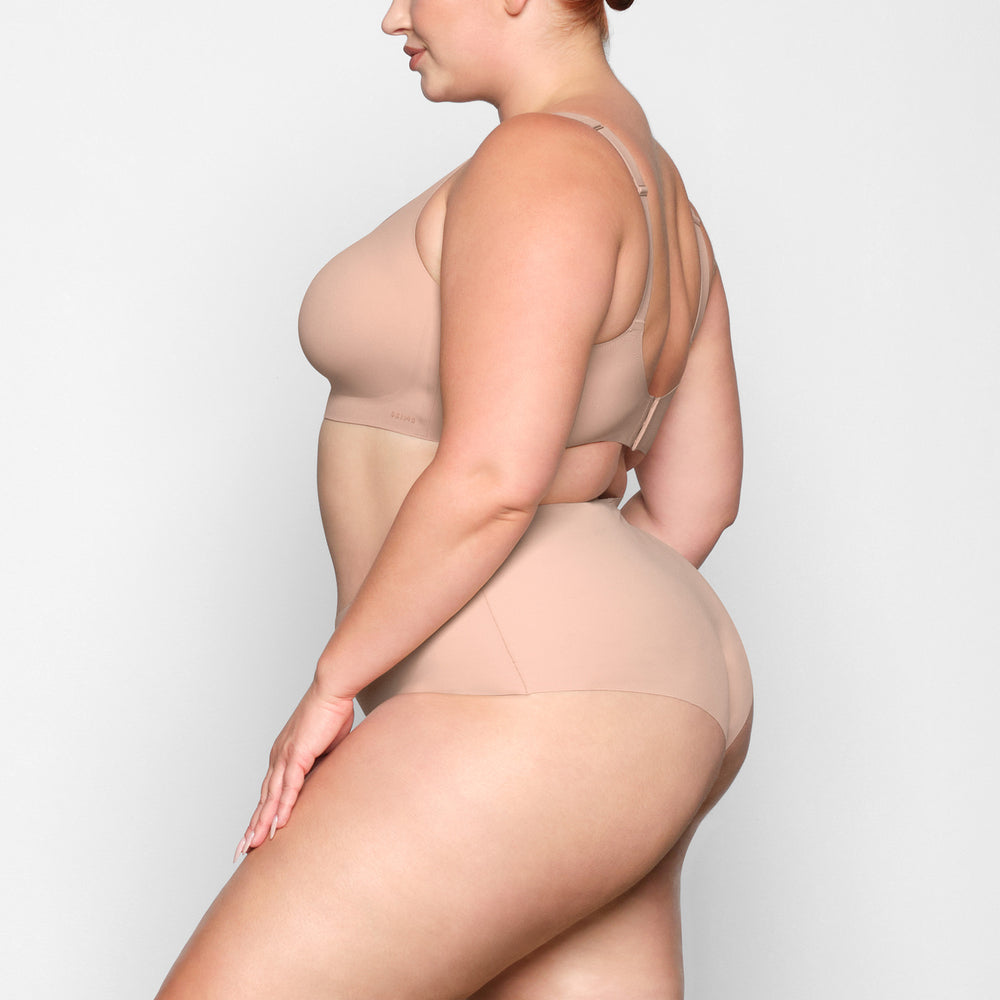 Skims NAKED Scoop Neck Bra Beige | 85HAGOYUR