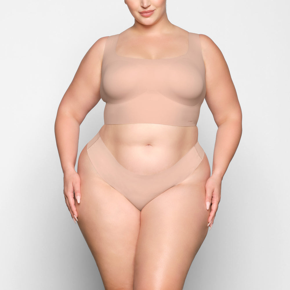 Skims NAKED TANK Scoop Neck Bra Beige | 95MCNEZKW